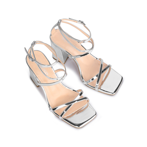 WETKISS Custom Brand Name <span class=keywords><strong>sandali</strong></span> <span class=keywords><strong>con</strong></span> <span class=keywords><strong>tacco</strong></span> quadrato <span class=keywords><strong>sandali</strong></span> specchio PU <span class=keywords><strong>sandali</strong></span> estivi <span class=keywords><strong>con</strong></span> cinturino incrociato da donna - Product Image 6