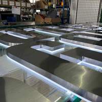 Enseigne 3D personnalisée en acier inoxydable rétroéclairée à LED – Signalétique de logo haut de gamme pour bureaux, centres commerciaux, boutiques, salons de beauté, spas, hôtels et bâtiments commerciaux