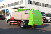 Camion à ordures alimentaires Dongfeng Dolica D7 4x2 10 CBM à chargement latéral, hermétique, avec séparation sec-humide, pour collecteur de déchets de restaurant