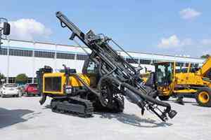 Plataforma de Perforación Multifuncional Liugong RD45A-CS con Diámetro de Perforación de 76-127 mm, Suministro de Fábrica - Product Image 2