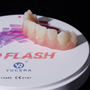 Blocchi di <span class=keywords><strong>Zirconia</strong></span> Bianca Yucera Direttamente dalla Fabbrica Cinese con Alta Traslucenza ed Eccellenti Prestazioni di Fresatura - Product Image 2