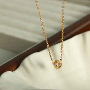 Luxury High Quality Vintage Gold Ladies Stainless Steel Rhinestones Pendant Necklace