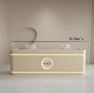 Bureau d'accueil CHILLCHAN blanc avec finition dorée, éclairage LED, design mural ondulé, comptoir de réception pour salon de beauté, hall d'accueil - Product Image 5
