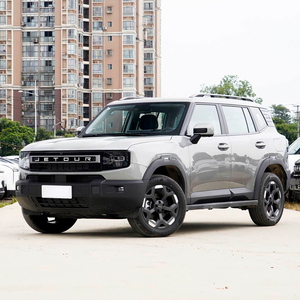 Disponible al por Mayor: Jetour Liberator 2025 2.0TD XWD Edición Crossroads, Vehículo Todoterreno a Gasolina para Distribuidores de Automóviles en el Extranjero - Product Image 1