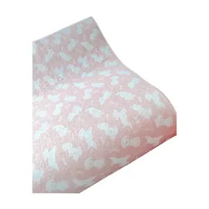 En düşük fiyat yüksek kalite baskılı keçe kumaş rulo endüstriyel keçe Polyester dokunmamış kumaş renkli keçe
