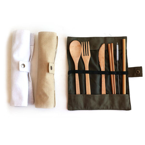 Ensemble de vaisselle jetable de luxe portable, best-seller transfrontalier, comprenant <span class=keywords><strong>couteau</strong></span>, <span class=keywords><strong>fourchette</strong></span>, cuillère et baguettes en bambou, avec sac en toile et finition mate - Product Image 2