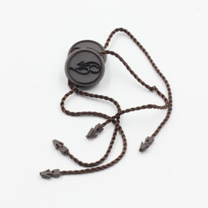 Etiquetas de Ropa Personalizadas Reuners con Logotipo de Marca, Etiquetas de Prendas Ecológicas de Plástico Impresas con Cierre de Cordón y Color Personalizado - Product Image 6