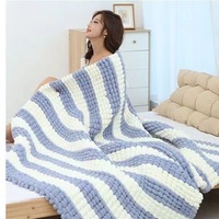 Kit Benang Rajut Tebal Pom-Pom Besar Buatan Tangan dari Polyester untuk Karpet, Bantal, Selimut, Tenun Kreatif