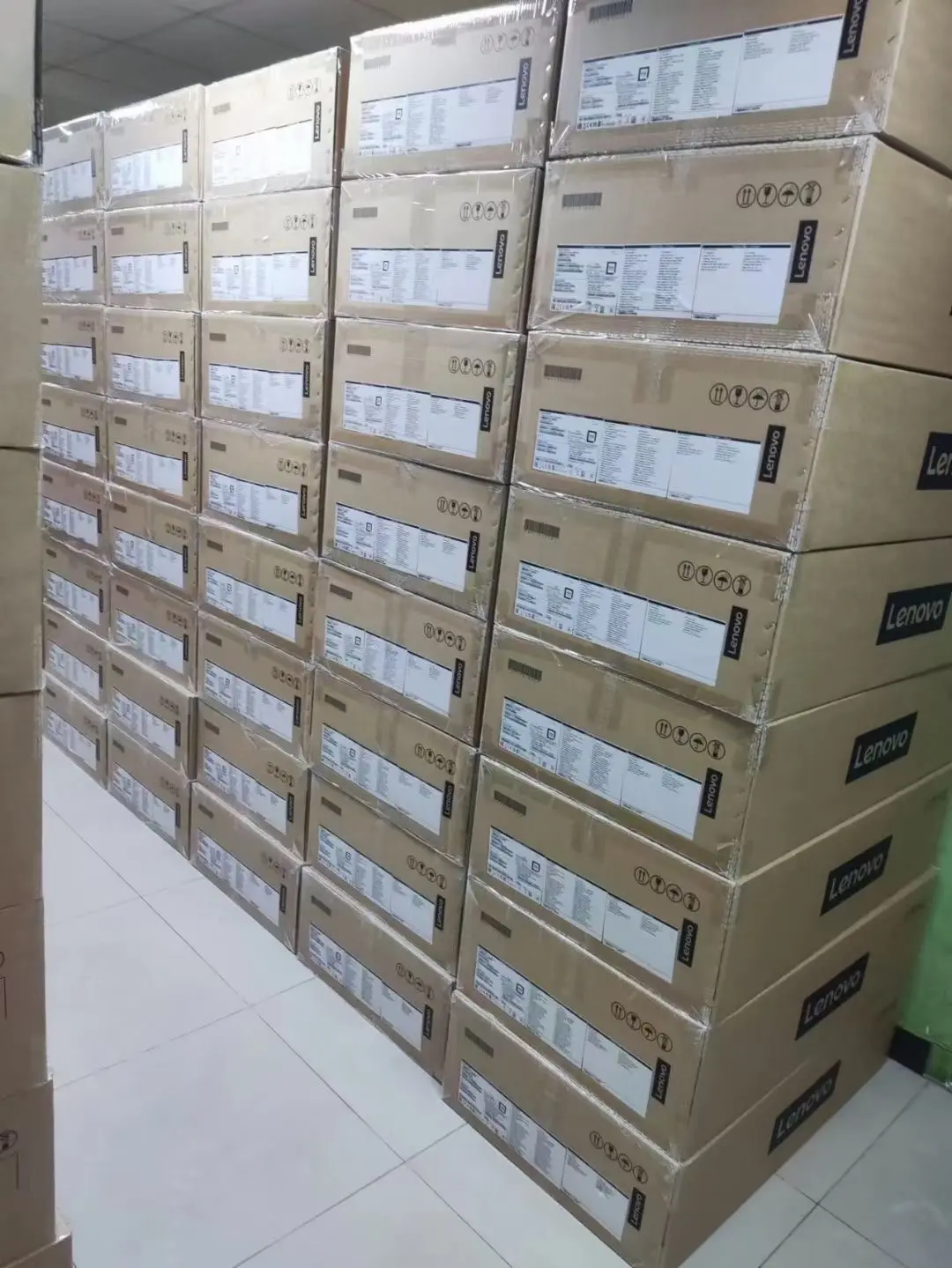 Penjualan laris peladen rak Lenovo//SR588 V2 2U asli