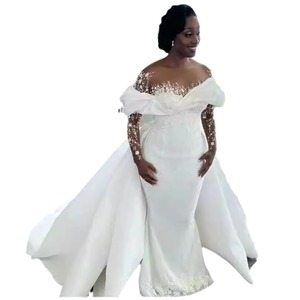 Nuevo Vestido de Novia Blanco Africano con Cola Desmontable Estilo Sirena - Product Image 5