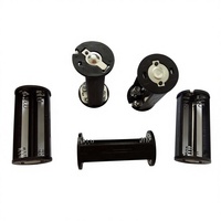 Support et boîtier de rangement cylindrique en plastique noir pour piles GTE 704-AAA 4xAAA UM-4 6V pour lampe de poche/torche