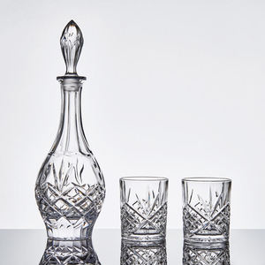 Carafe à vin et whisky en verre cristallin de luxe N7 Wave Design 800 ml, classique et écologique pour les fêtes - Product Image 1