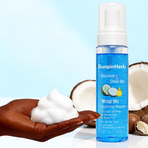 Espuma Moldeadora Suave con Aceites de Coco y Karité, Espuma Ligera Fácil de Aplicar, Acabado Liso - Product Image 1