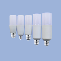 5w 7watt 9wtt 12w 15w 18w usine de gros super lumineux led lumière de haute qualité PBT (plastique + aluminium) + PC led bâton ampoule E27 B22