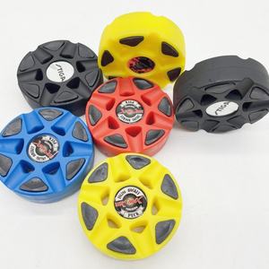 Pucks de hockey personnalisés avec logo imprimé, équipement professionnel pour le hockey en ligne, accessoires pour les passionnés de hockey sur glace et sur gazon - Product Image 1