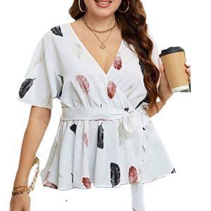Yi 2026 Nova Blusa Feminina de Verão com Manga Curta, Estampa de Pena, Decote V, Amarração Transpassada, Tamanhos Grandes e Cinto Peplum - Product Image 2