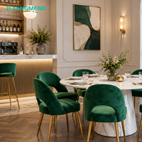 Meubles de restaurant contemporains commerciaux, table de café et ensemble de chaises avec plateau en pierre recouvert de tissu vert