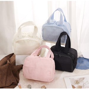 Sac de rangement cosmétique portable en tissu avec fermeture éclair latérale, grande capacité, idéal pour les voyages d'affaires, l'organisation des articles de toilette et le rangement du maquillage - Product Image 3