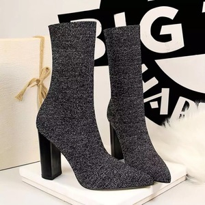 Bottines tendance à talon haut en matière élastique pour femme, collection hiver 2025 – Meilleures ventes - Product Image 4