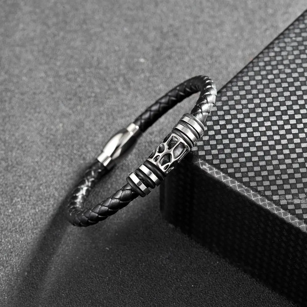 Trendy Simple Men Black Leather Bracelets Magnetic Clasp Bangles Delicate Retro Designer Jewelry