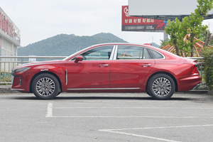 2025 Hongqi H5รถสปอร์ตไฮบริด2.0T แบรนด์จีนใหม่รถไฟฟ้ากระปุกเกียร์อัตโนมัติซ้ายฮ่องกง - Product Image 5