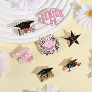 Broche en émail en forme de chapeau de fille rose à fleurs de classe supérieure GF Pentagram, badge de dessin animé, bijoux, cadeau, chapeau de remise de diplôme, épingles à revers pour étudiants - Product Image 4