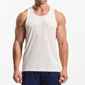 Camiseta Deportiva de Alta Gama con Corte Láser y Sellado Térmico Personalizado, Tejido Italiano, Camiseta Deportiva para Hombre - Product Image 3