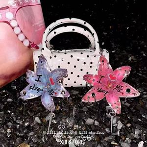 Porte-clés Y2K Phalaenopsis avec pendentif à pompon, chaîne de perles faite à la main, fleur d'orchidée unique, porte-clés tendance - Product Image 5