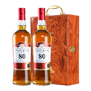 Coffret Cadeau Whisky Personnalisable 80 ml, 2 x 700 ml, Spiritueux Classiques et Doux pour la Vente en Gros et les Cadeaux d'Affaires - Product Image 1