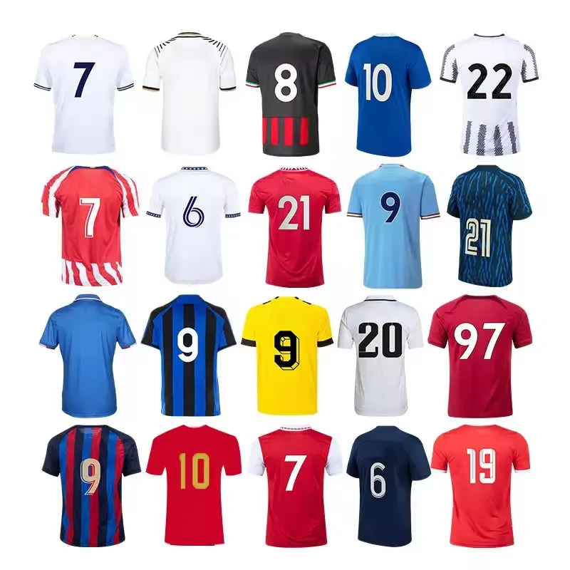नवीनतम कस्टम डिज़ाइनर फ़ुटबॉल वर्दी कस्टम रेट्रो फ़ुटबॉल शर्ट फ़्रेम का निःशुल्क नमूना लें