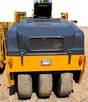 Rouleau vibrant à double tambour d'occasion, pesant 5 tonnes et 3 tonnes, compacteur de sol Xugong de Chine, populaire au Congo