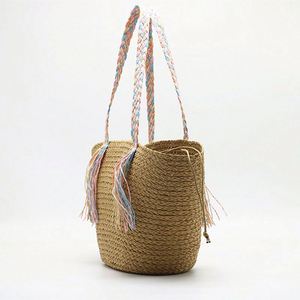 Nouveauté 2025 : Sac panier en paille pour jeune femme avec bandoulière colorée - Product Image 3