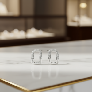 Orecchini a Perno Moie Chil in Oro Bianco con Cristalli Geometrici e Micro Inserti di Strass, Gioielli Unisex alla Moda - Product Image 2