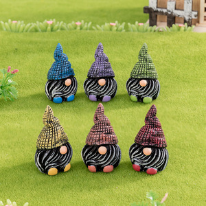 Figura Decorativa de Gnomo de Siete Colores, Hecha a Mano, para Decoración de Sala de Estar, Manualidades y Adornos de Resina - Product Image 2