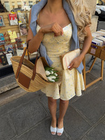 Robe courte jaune à fleurs pour femme, sans bretelles, col cœur, ourlet évasé, coupe trapèze, idéale pour les soirées