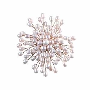 真珠花火スタイルブローチ、天然淡水真珠ブローチ、手作り織り米型おしゃれブローチ高品質 - Product Image 1