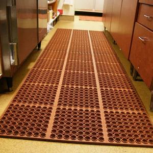 Tapis en caoutchouc antidérapants et anti-fatigue pour cuisine commerciale, restaurant, bar, avec trous de drainage - Product Image 5