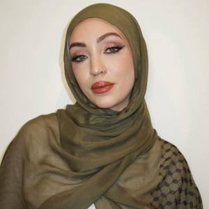 2025สไตล์ยอดนิยมฮิญาบมุสลิมพิมพ์ลายพรีเมี่ยมแบบมุสลิมมาเลเซียอาบายาใส่ประจำวันฮิญาบดีไซน์คลาสสิกเรียบง่ายหรูหรา - Product Image 4