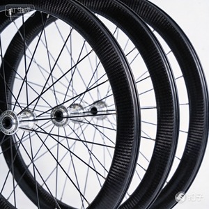 Moyeu de roue en fibre de carbone - Product Image 3