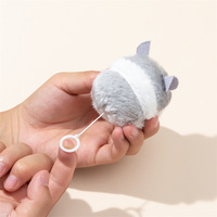 Tirez sur le fil et secouez le mouvement jouet vibrant jouets de souris en peluche