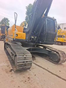 Excavatrice sur chenilles hydraulique Hyundai 220LC-9S d'origine coréenne de 22 tonnes avec une grande efficacité énergétique et des performances de creusement puissantes - Product Image 5