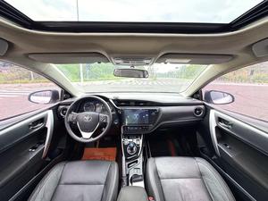 Auto Usado <span class=keywords><strong>Toyota</strong></span> <span class=keywords><strong>Corolla</strong></span> <span class=keywords><strong>2020</strong></span>, Motor Doble E+ 1.8L, Edición Comfort, Sedán PHEV, 136hp, 55km de Autonomía Eléctrica, Excelente Estado - Product Image 2
