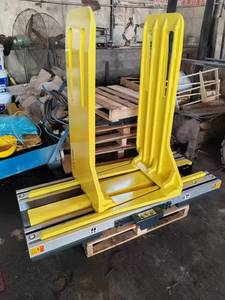 Efficient New Forklift Attachments Bale <strong>Clamp</strong> for Warehouse Management - Product Image 4
