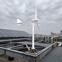 Éolienne GWZK GWS-5KW 5000W pour l'électrification rurale et agricole, démarrage à 2,5 m/s, rotor de 5,4 m, 3 pales en PRV, 220V 380V, PMSG, IP54, 20 ans de garantie