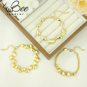 สร้อยข้อมือทอง 14k ดีไซน์คิวบันลิงค์ ทันสมัย ไม่หมอง พร้อมจี้ห้อย สไตล์อิตาเลียน เรียบหรู สำหรับผู้หญิง - Product Image 6