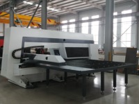 Machine de poinçonnage de tôle CNC, Certification CE, Machine de perforation de trous à vendre