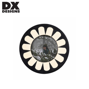 Cadre photo rond en bois de style nordique personnalisé DX Designs, 5 et 6 pouces, cadre photo minimaliste pour table, salon et chambre à coucher - Product Image 1