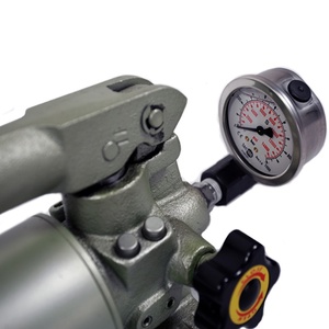 Presse-tuyau hydraulique ESH8PE pour tubes PE, presse-tuyau en plastique industriel pour le traitement des conduites de 90 à 225 mm sous l'eau - Product Image 3