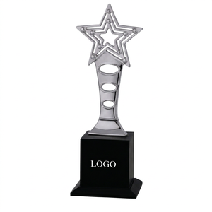 Trophée Étoile Attrayant avec Gravure et Moulage, en Métal Moulé sous Pression Portable pour les Récompenses des Conquêtes Clés - Product Image 1