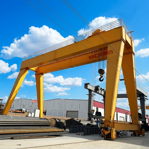 Grue à portique à double poutre pour charges lourdes de 10, 20, 32, 50 et 75 tonnes avec cabine ou télécommande radio - Product Image 1